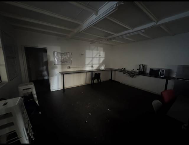 715M² WAREHOUSE TO LET IN WYNBERG